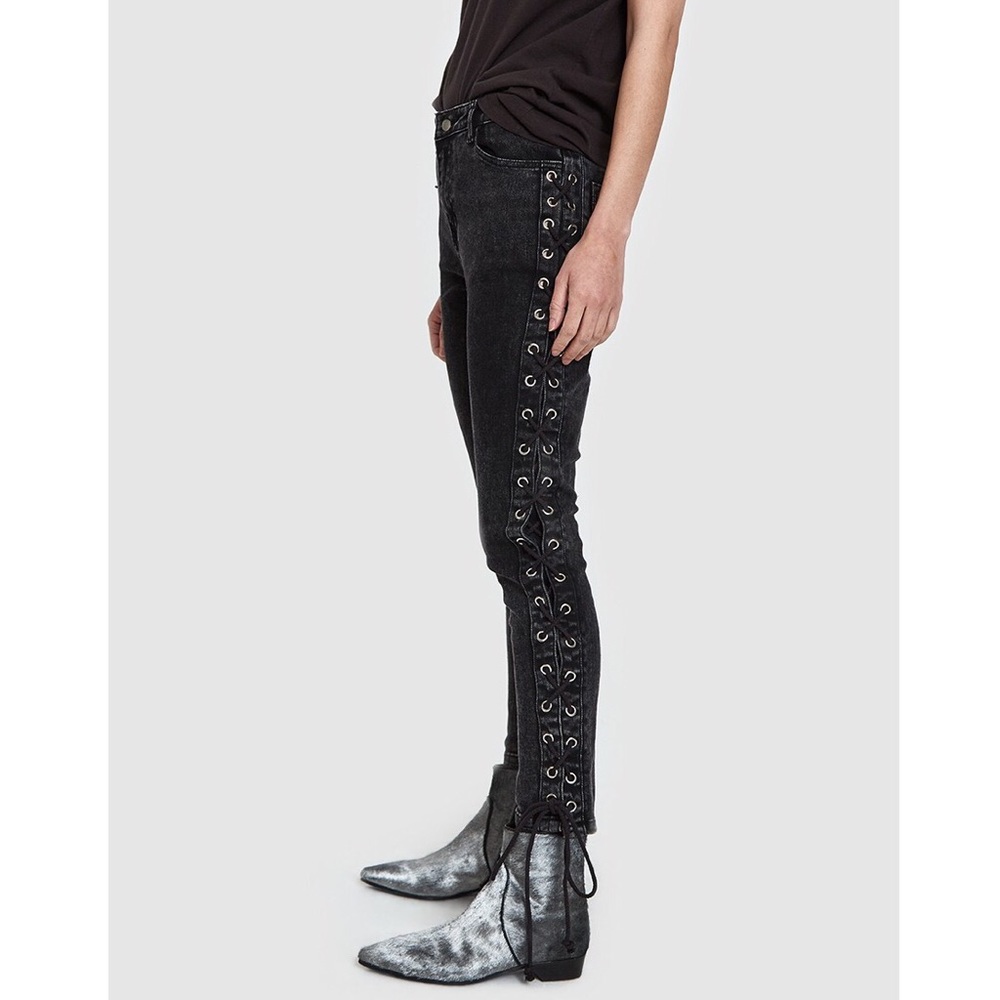 SIDE OF LACE BLACK BOYFRIEND JEANS - Picture 7 of 8